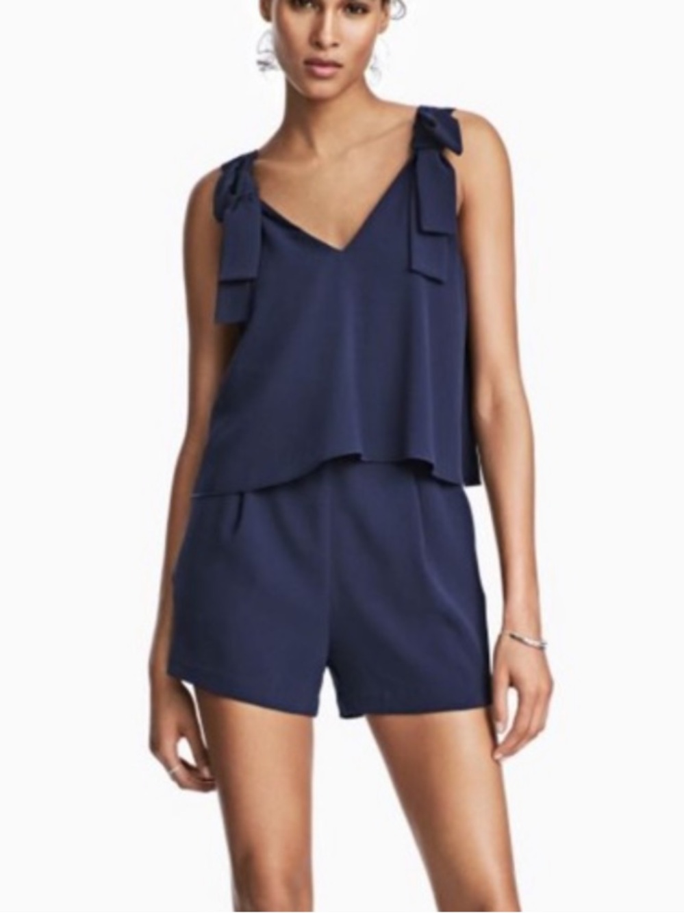🌀 H&M NAVY ROMPER 🌀